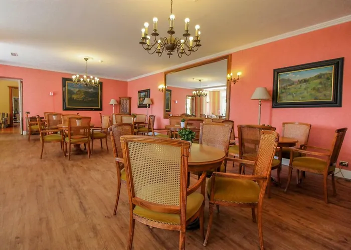 Hotel Moderno Premeno