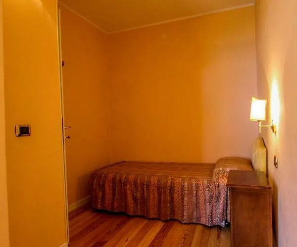 Hotel Moderno Premeno